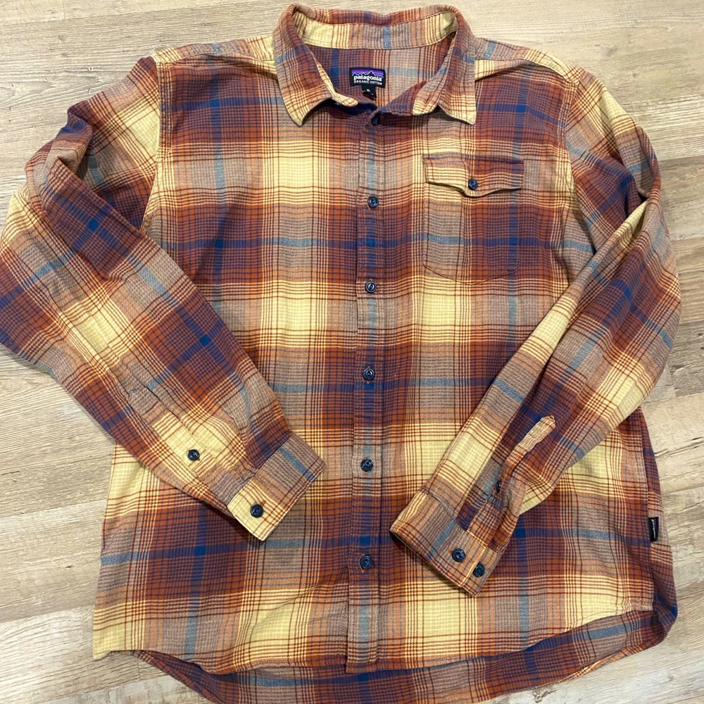 Men’s Patagonia Flannel Button Down